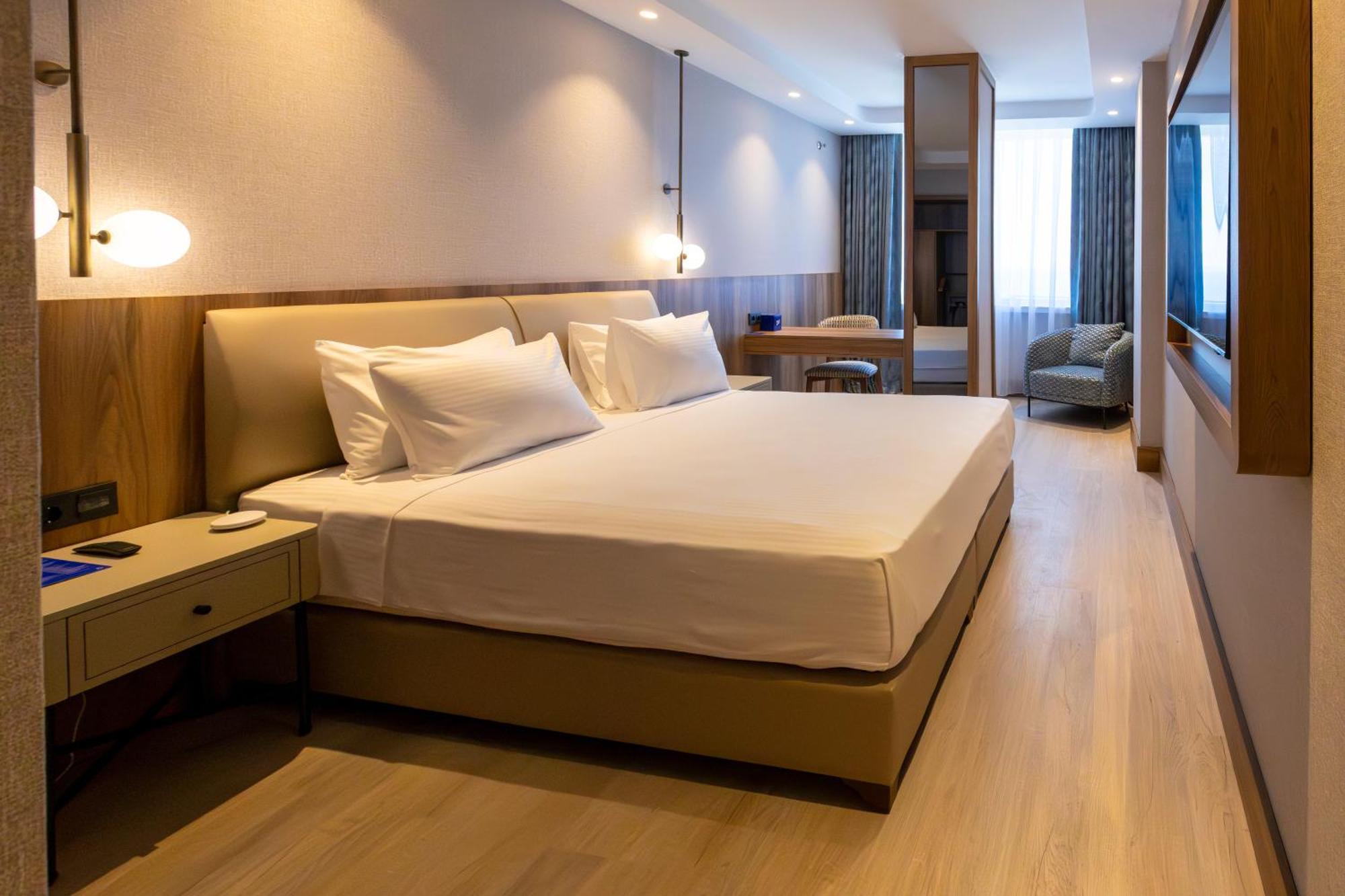 Delta Hotels By Marriott Antalya Lara - Adult Only Екстериор снимка