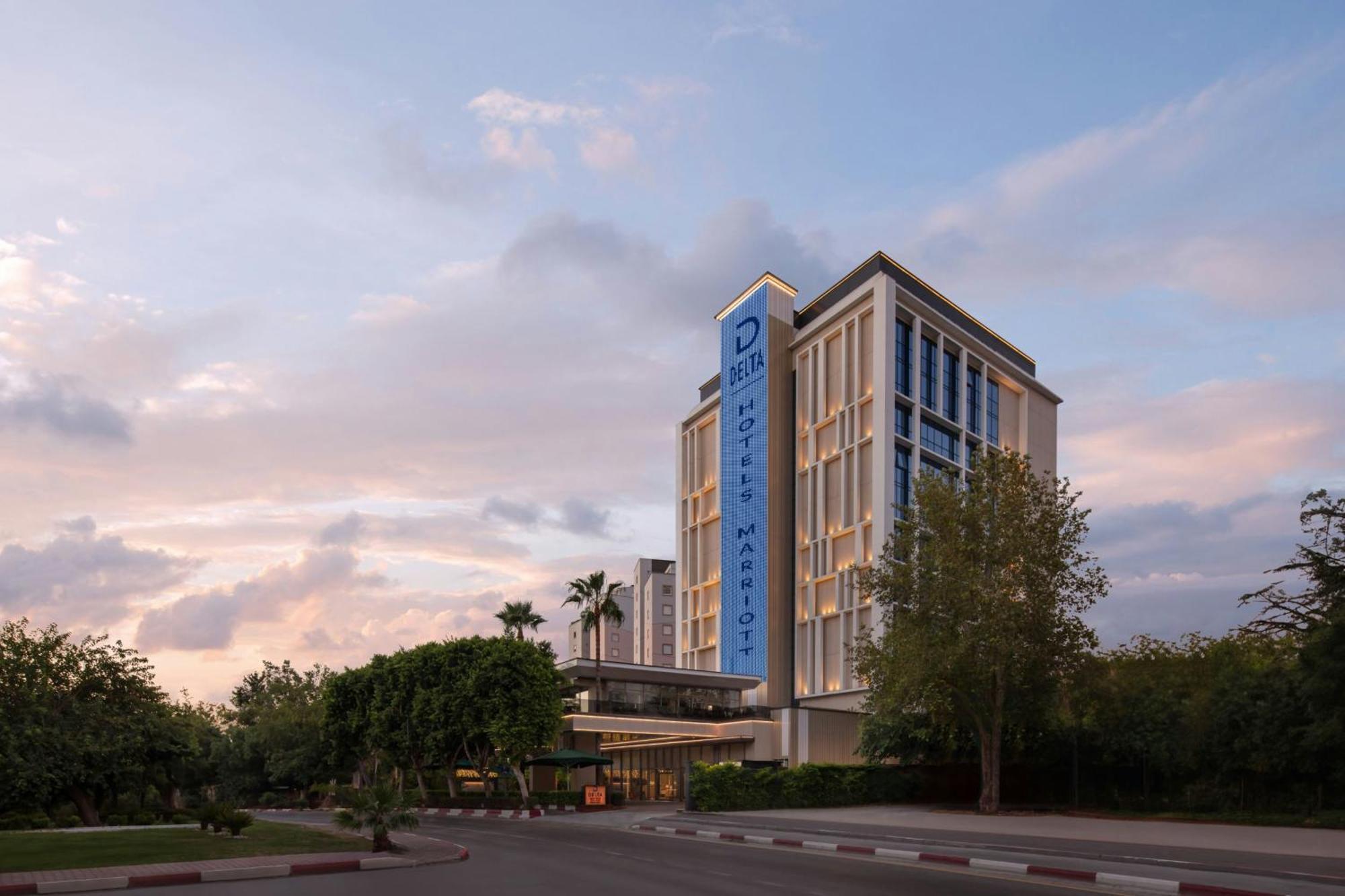 Delta Hotels By Marriott Antalya Lara - Adult Only Екстериор снимка